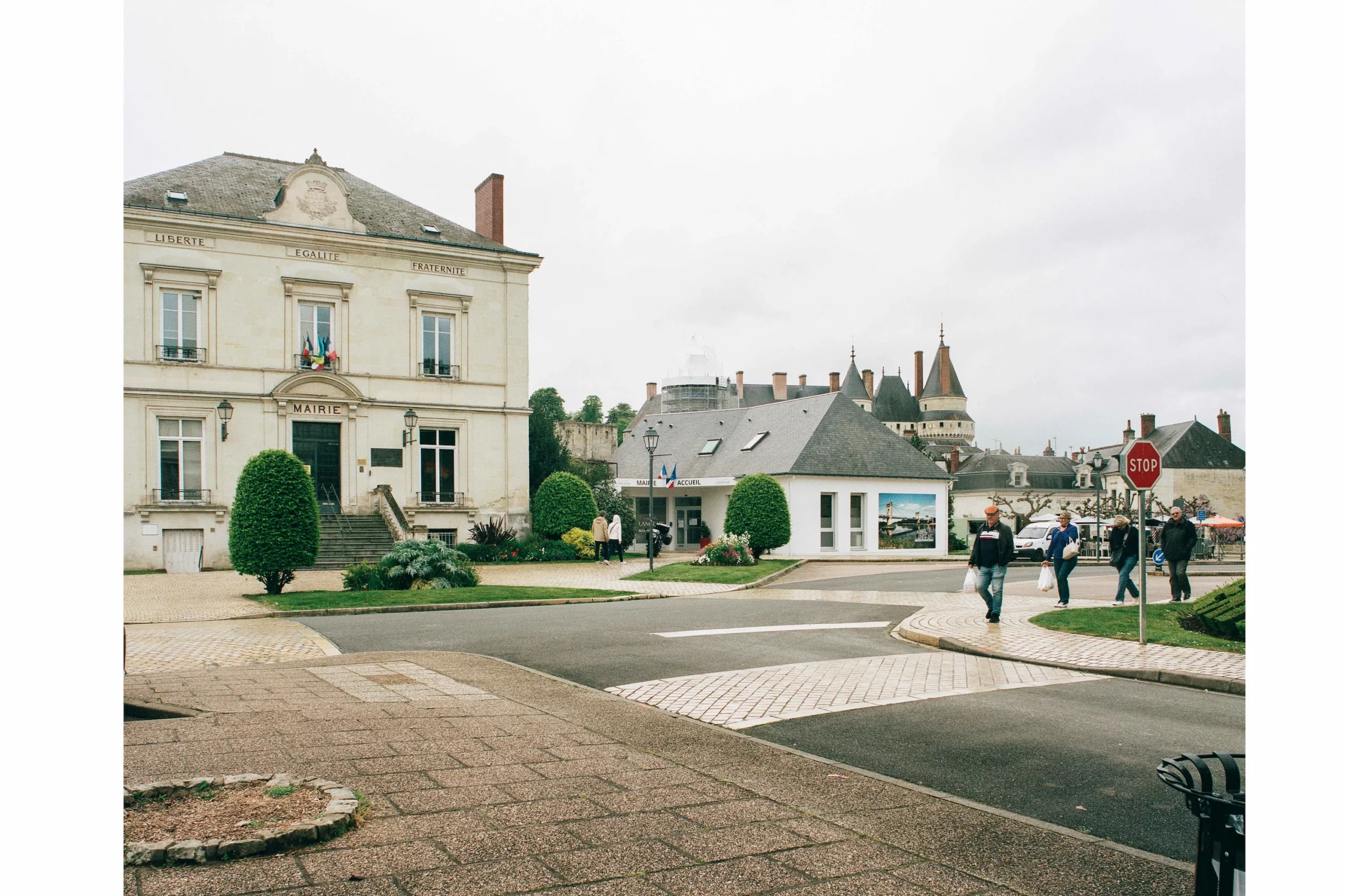 Accueil de l'hôtel de ville, Langeais, Touraine — vue 2