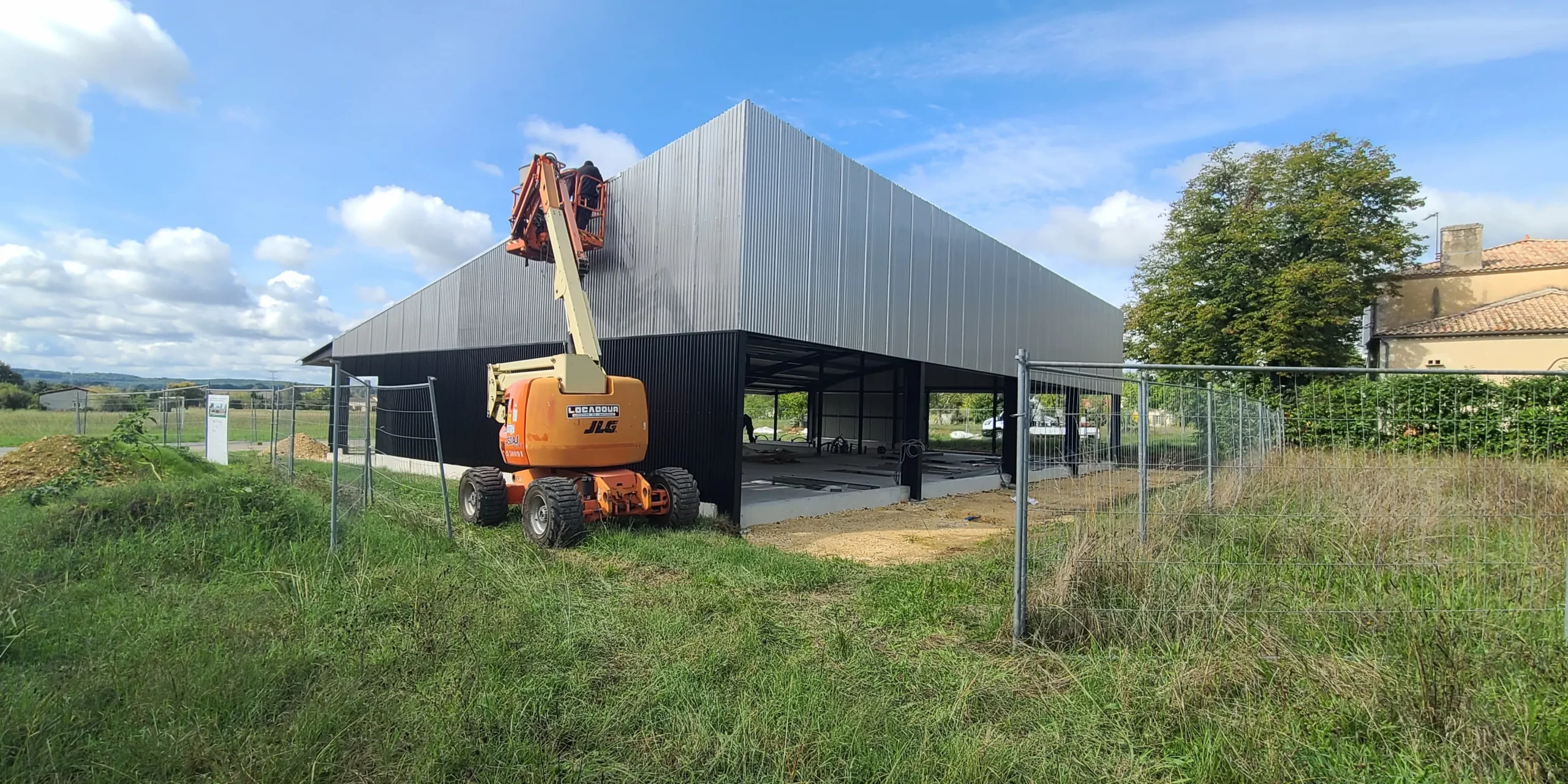 HALLE POSTALE, Auriac-sur-Dropt, Lot-et-garonne — vue 3